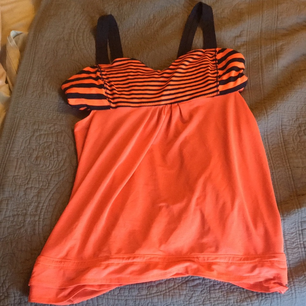 Lululemon tank with bra. 12